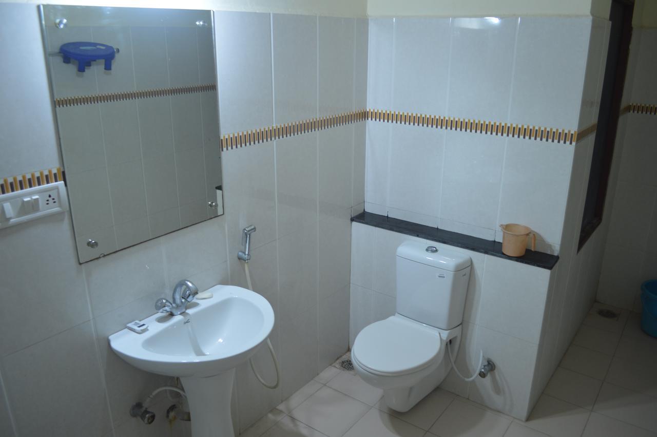 Hotel City Palace Brahmapur Room photo