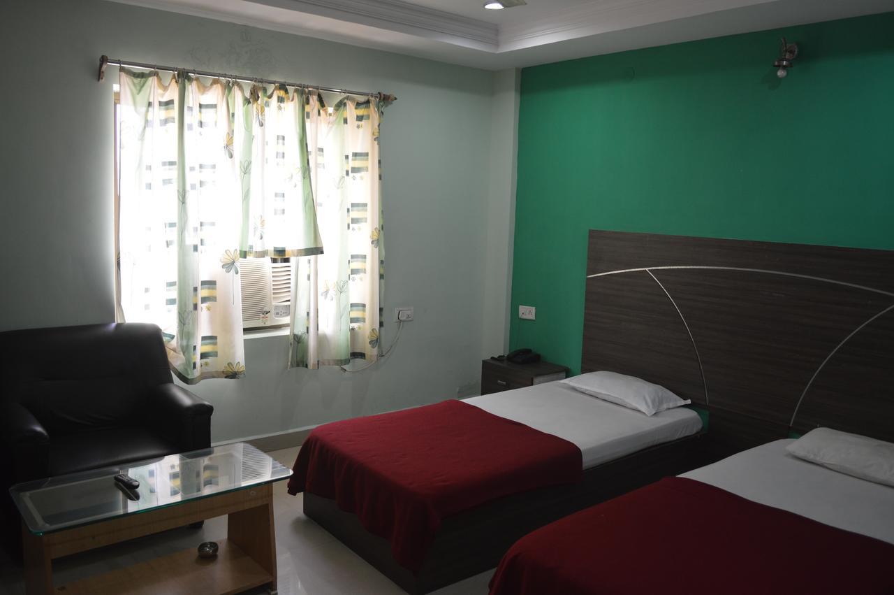Hotel City Palace Brahmapur Room photo