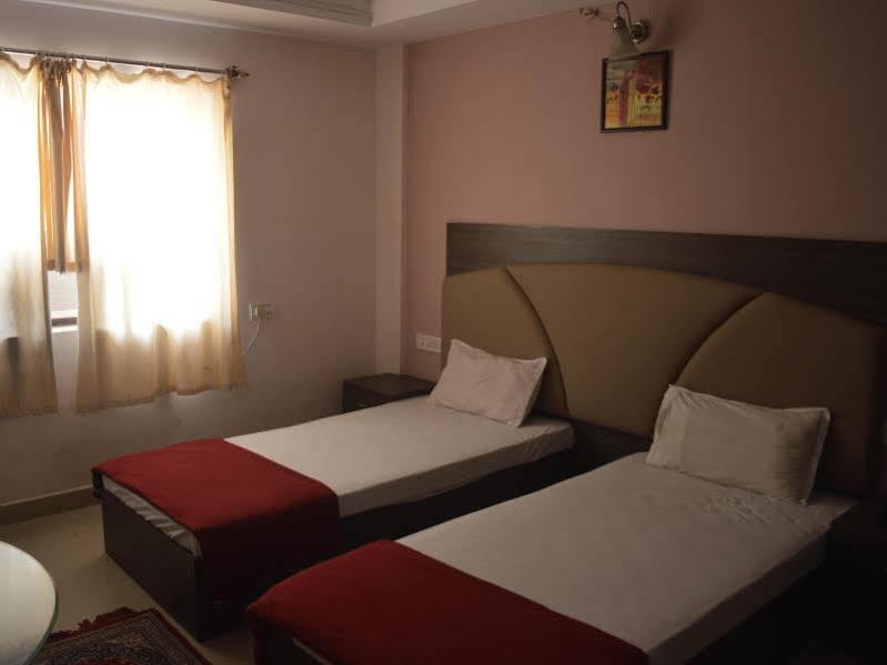 Hotel City Palace Brahmapur Exterior photo